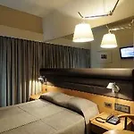 玛尼阿缇斯酒店 酒店